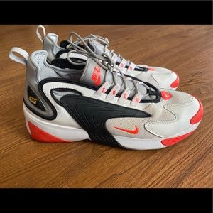 Like new! Men’s Nike Zoom 2k size 10.5